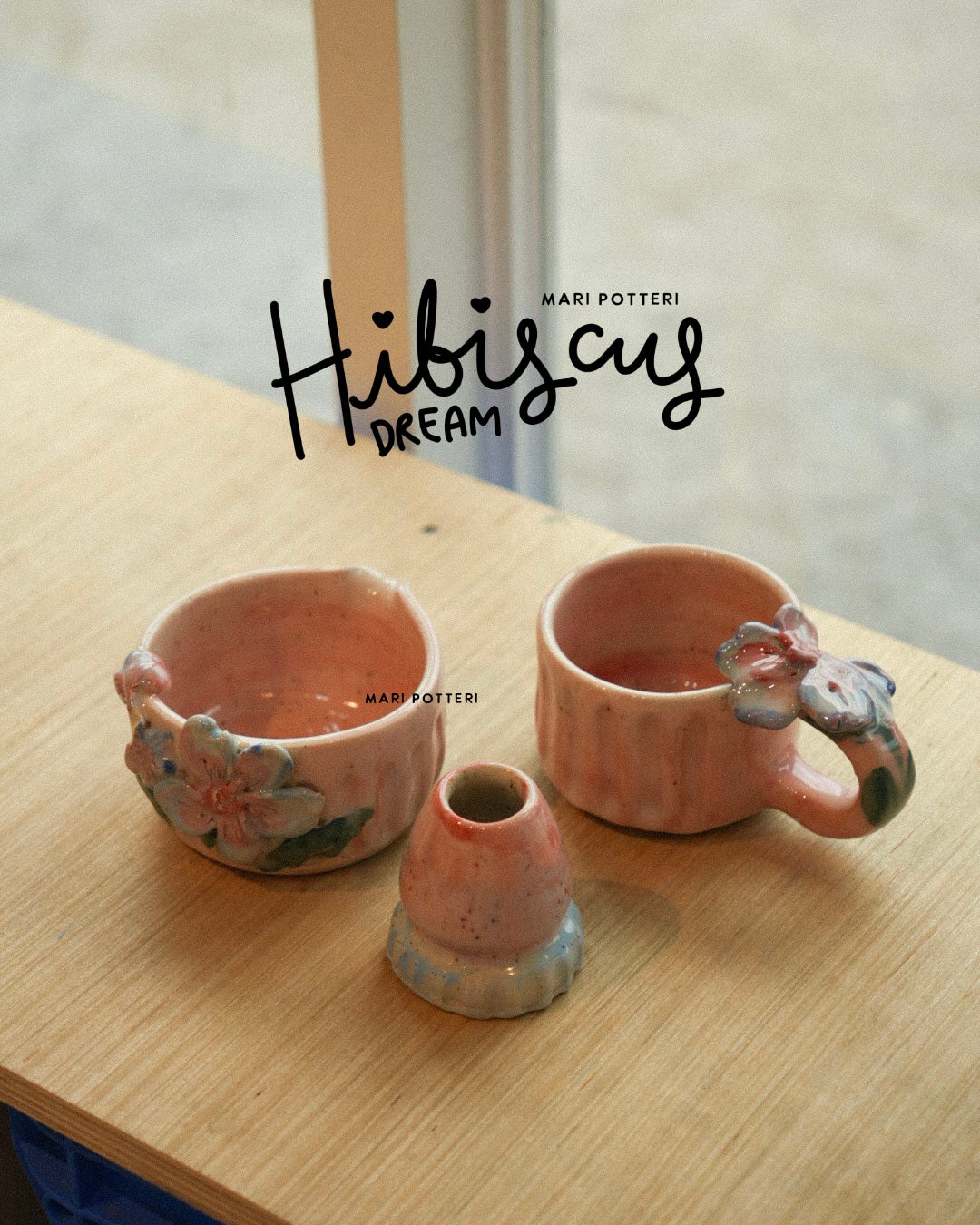 MARI POTTERI SIGNATURE HIBISCUS DREAM ( matchari , mug & chasen holder )