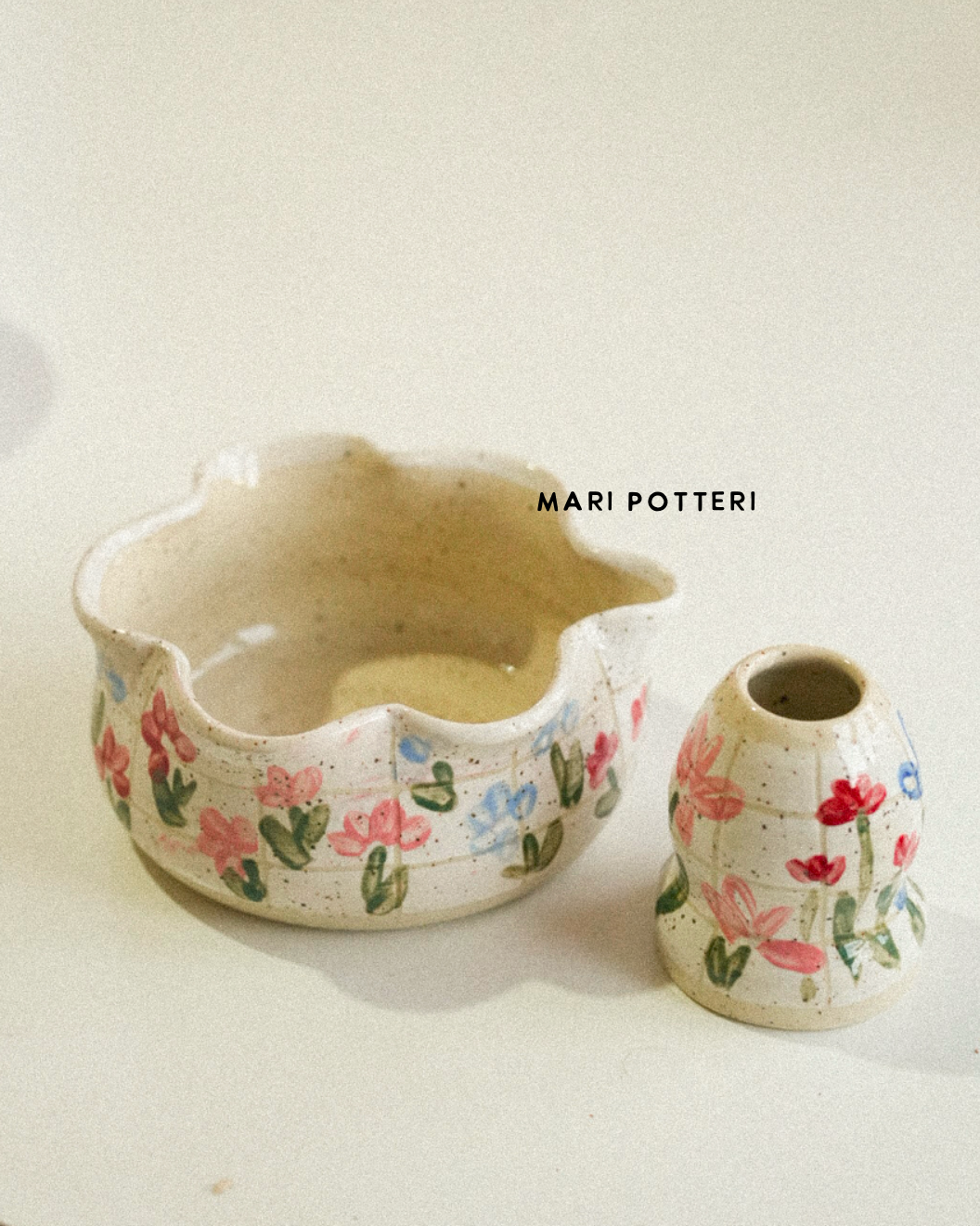 MARI POTTERI PICNIC FLORAL FLOWER matchari (matcha bowl) & chasen holder set