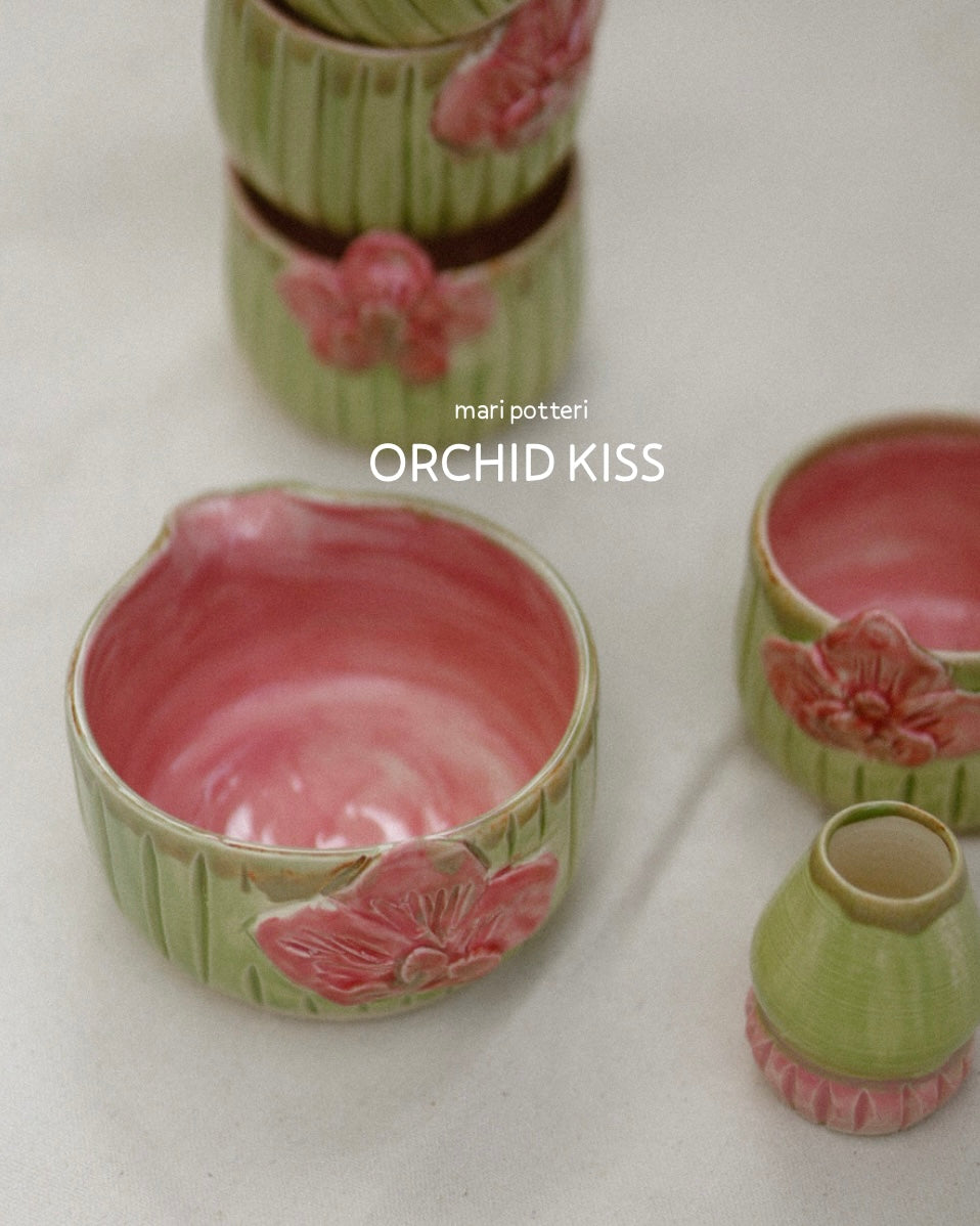 MARI POTTERI ORCHID KISS MATCHARI