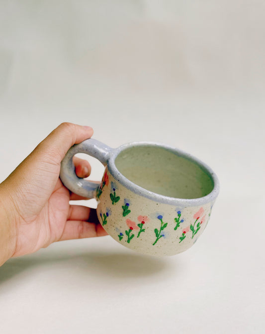 MARI POTTERI BOUQUETS & BOWS MUG