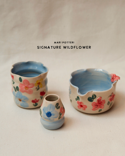 MARI POTTERI SIGNATURE WILDFLOWER GARDEN ( matchari , tumbler & chasen holder )